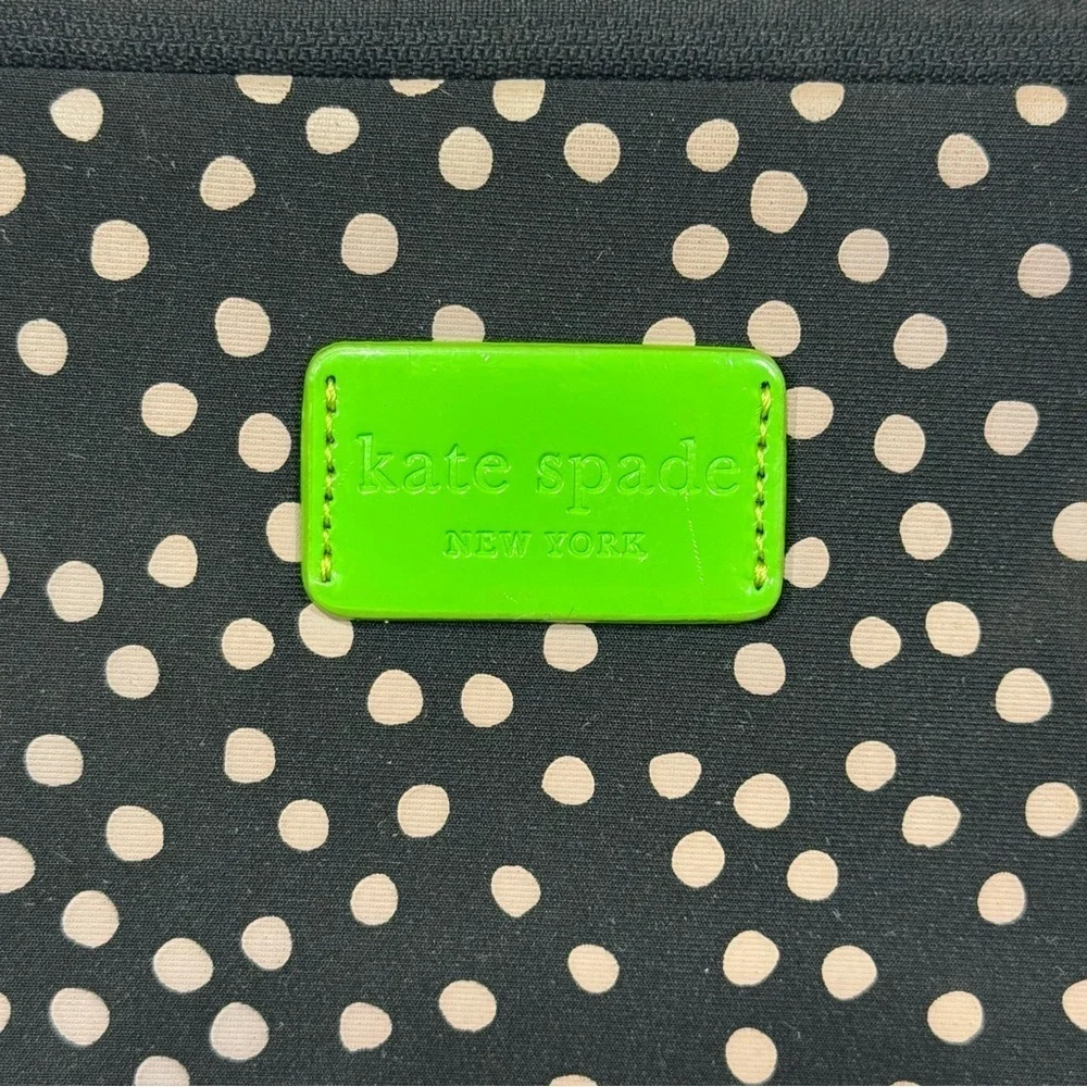 Kate Spade New York Black and Cream Polka Dot Lap Top Sleeve EUC